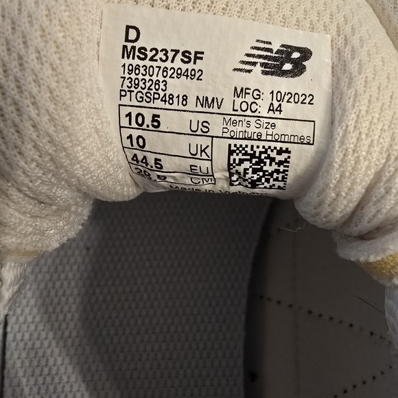 New Balance 237 - Picture 6 of 6